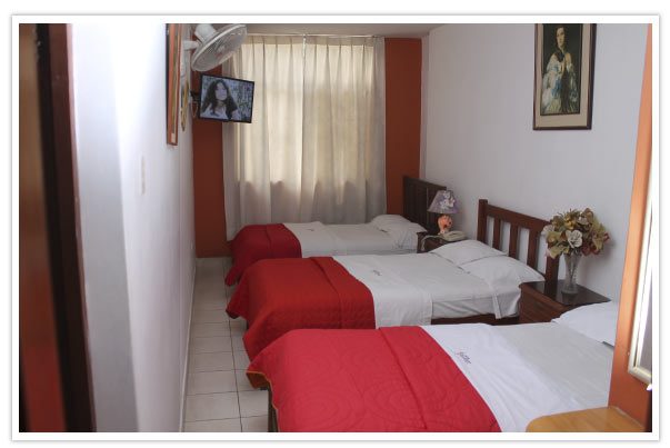 Habitación Triple Ventilador